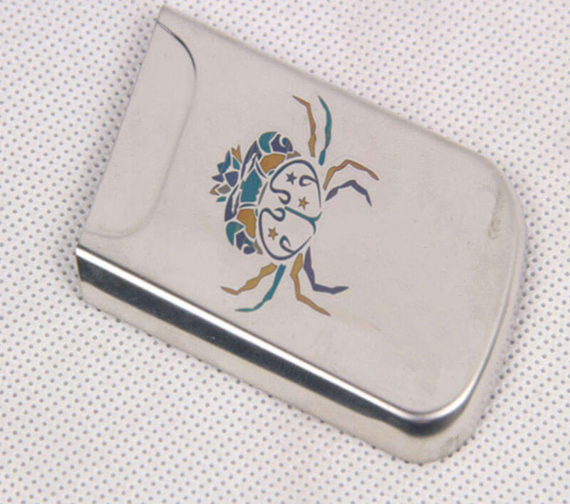 激光打標(biāo)機能否在產(chǎn)品上打出彩色圖標(biāo)